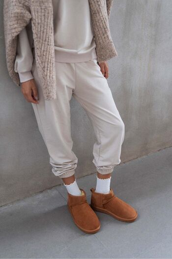NİŞANTAŞI SHOES Γυναικείες μπότες Mini Tan Γνήσιο Suede Leather Flat Sole με γούνα στο εσωτερικό