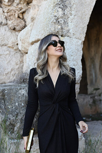 bytugcekaya Siyah Simli Düğüm Detay Elbise