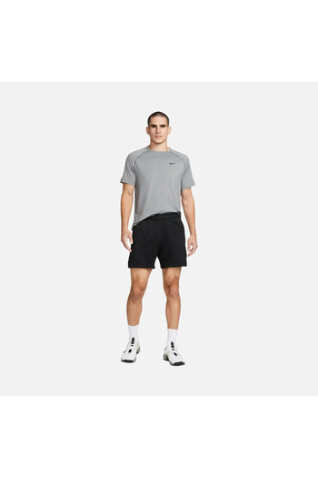 Nike Dri-Fit ADV A.P.S. 6" Unlined Versatile Training Siyah Erkek Şort