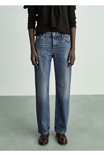 MANGO Woman Mid-waist straight cut jeans