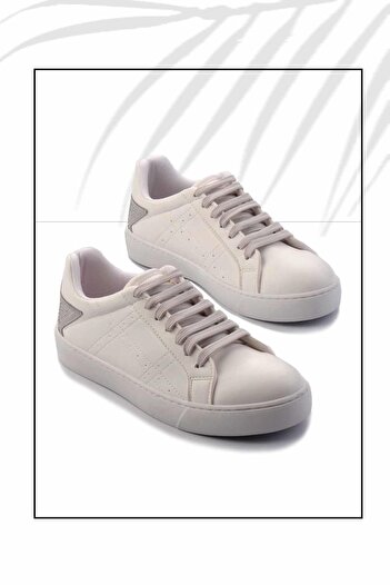 Bambi Women's White Sneakers K01377023809