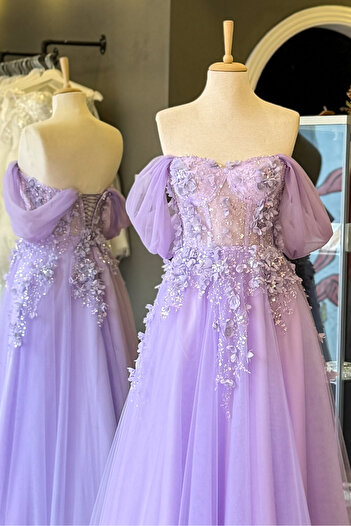 Lenta Moda Lila 3 Boyutlu Dantel Detaylı Maxi Boy Abiye Ve Nişan Elbisesi