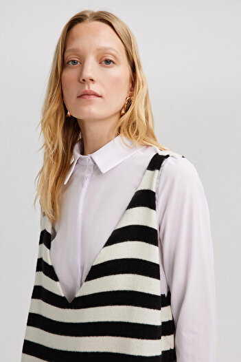Touché Privé V-NECK STRIPED GILET