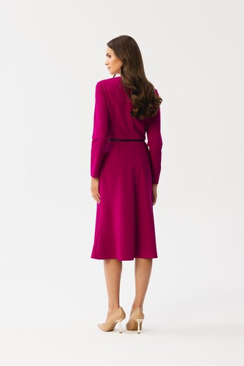 Stylove O rochie cu cusături decorative