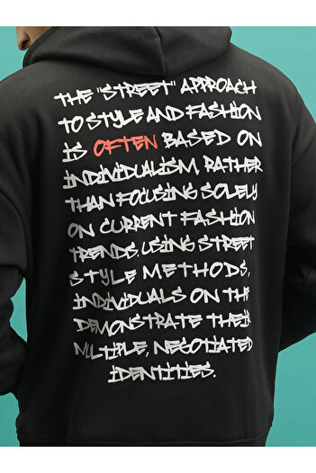 Highlander By Styli Typography Print Oversized Hoodie