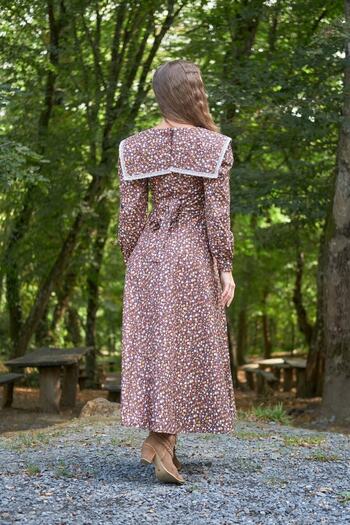 KÜÇÜĞÜM BUTİK Vintage Big Neckline Brown Floral Long Sleeve Flared Dress