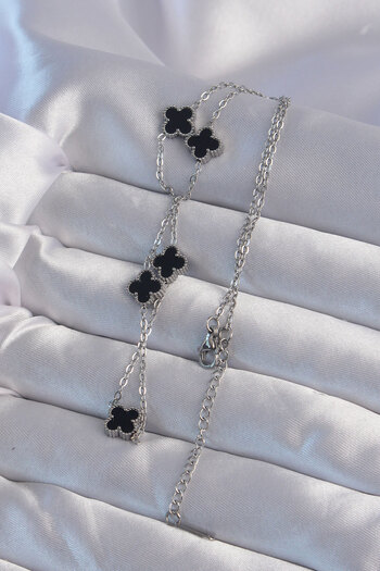 Beldekstore 316L Çelik Gümüş Renk Minimal Siyah Mineli Yonca Kolye - TJ-BKO9003