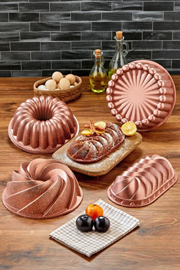 Esta Mega 4-Piece Cake Mold Set - Durable and Non-Stick - Rose