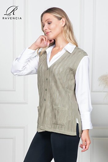 Ravencia Women's Thin Knitwear for Middle-Aged and Older Women, Knitted Buttoned Light Khaki Mother Vest