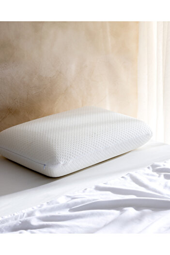 Madame Coco Donna Visco Chubby Pillow - White - 60X40 cm