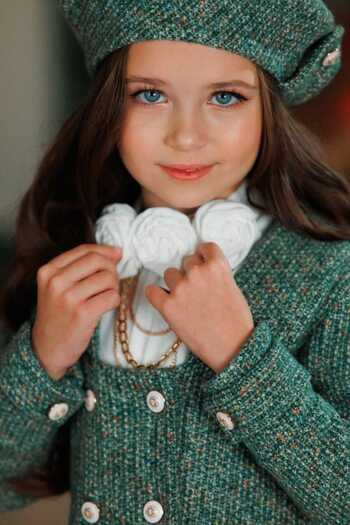 Ribbon kids Girl's Skirt&Jacket&Shirt&Beanie&Brooch Full Set