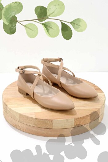 Bambi Nude Women's Ballerinas K01257060409