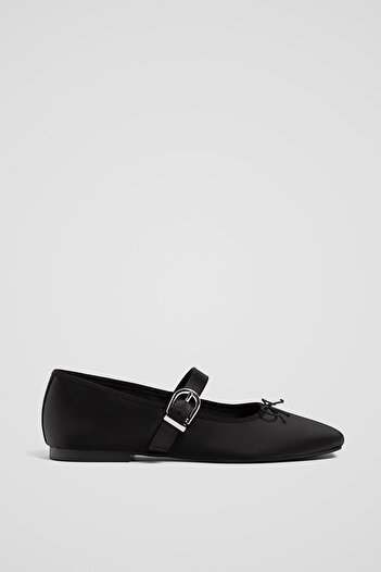 Stradivarius Satin ballet flats with bow