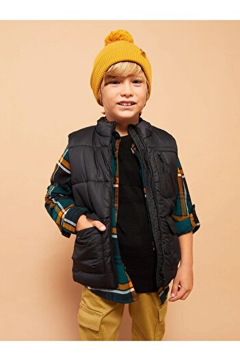 LC Waikiki LCW Kids Siyah Dik Yaka Erkek Çocuk Şişme Yelek