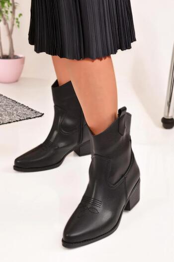 CZ London Women's Black Front Embroidered Western Short Cowboy Boots