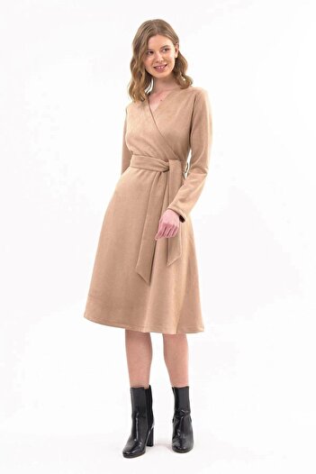 Apsen Collection Kadın Süet Kuşaklı Kruvaze Yaka Detaylı Kloş Midi Boy Kışlık Elbise 4407/110