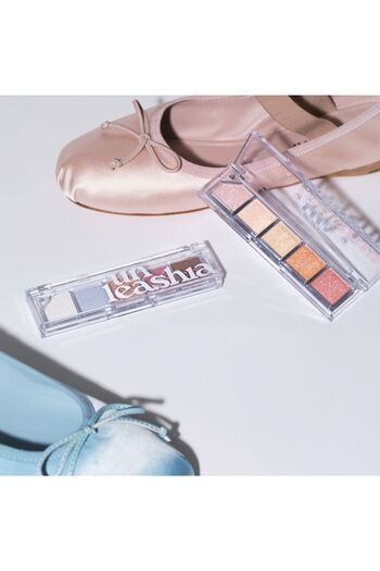 UNLEASHIA Mood Shower Face Palette |   Illuminating Face Palette No:100 Ballerina Shower
