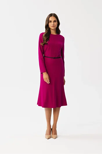 Stylove O rochie cu cusături decorative