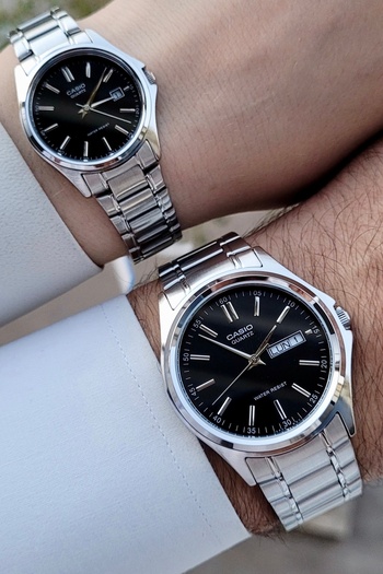 Casio Lover Couple Wristwatch with Black Cord and Silver Color Function