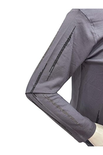 Ravencia Women's Middle-Aged and Above Viscose Fabric Plain Striped Stone Embroidered Gray Mother Combed Blouse