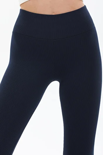 Domoda Női kötött leggings magas derékkal, bordázással, emelő interlock elasztikus derékkal