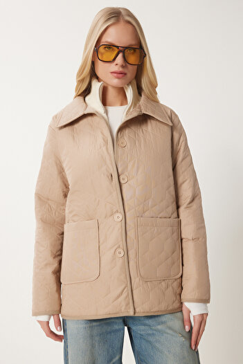 Happiness İstanbul Women's Light Biscuit Shirt Collar Seasonal Quilted Jacket RV00133