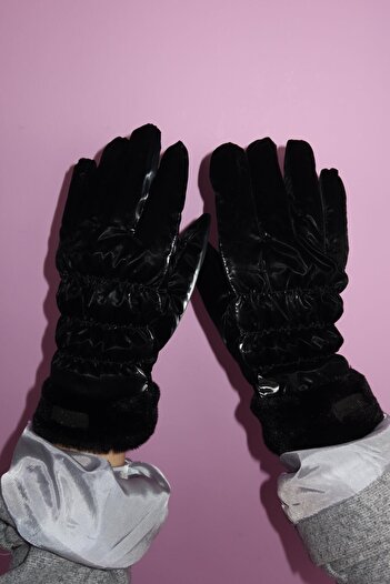 TAKIŞTIR Black Color Teddy Bear Detailed Plush Inflatable Gloves