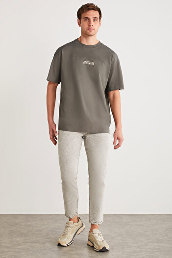 GRIMELANGE Lorenzo Men's Special Rustic Textured 100% Organic Cotton Button Detailed Regular Gray T-Shirt