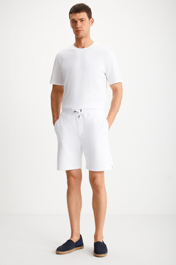 GRIMELANGE Uncertaın Men's Comfort Fit White Shorts & Bermudas
