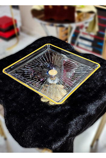 SEÇKİNEV Madlen Square Gold Detailed and Cast Footed Presentation Serving Plate
