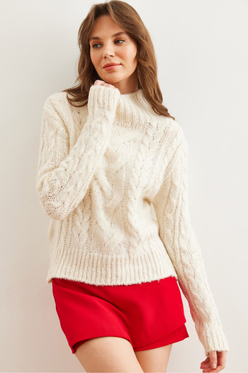 Olalook Women's Ecru Stand Collar Braided Knitwear Sweater Kzk- 19000934