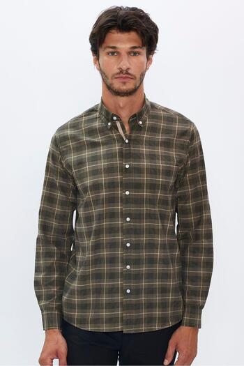 Tudors Men's Regular Fit Classic Cut Cotton Plaid Khaki Button Lapel Shirt