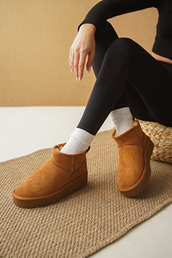 ALDİ Thick Sole Round Toe Furry Tan Suede Ankle Boots