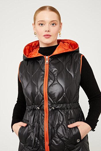 Levidor Black Hooded Puffer Vest