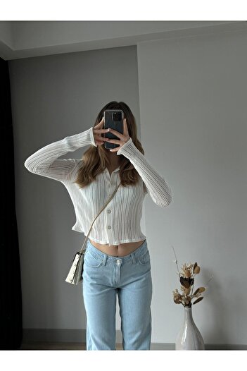 FEMİAS ECRU POLO COLLAR BUTTONED CARDIGAN