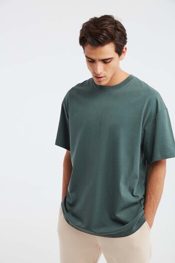 GRIMELANGE Ανδρικό μπλουζάκι Jett Oversize Fit 100% οργανικό βαμβάκι με χοντρή υφή με λαιμόκοψη σκούρο πράσινο