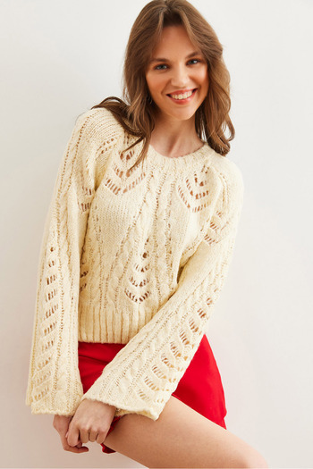 Olalook Women's Cream Openwork Soft Textured Spanish Sleeve Sweater Kzk- 19000938