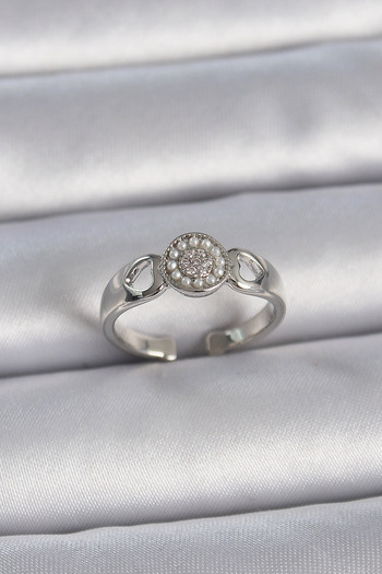 Skygo Women's Brass Silver Ring with Zirconia and Pearls - Adjustable Heart Embroidery Detail Tj-Byk3359