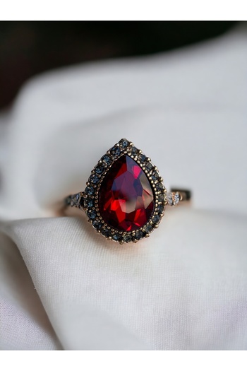 FAYRA ACCESSORIES Crystal Stone Diamond Mounted Water Drop Ring