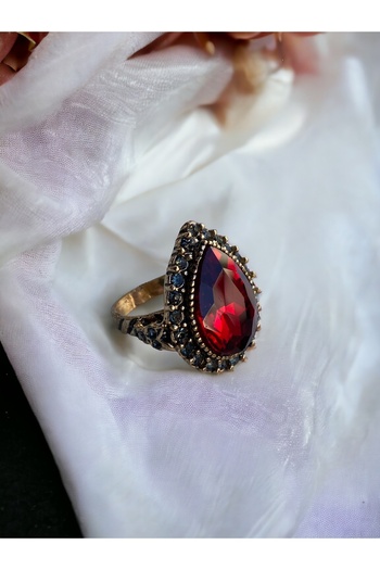 FAYRA ACCESSORIES Crystal Stone Diamond Mounted Water Drop Ring