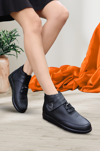 AYOOLS Women's Genuine Leather Rubber Sole Non-Slip Orthopedic Velcro Daily Boots Prs1001