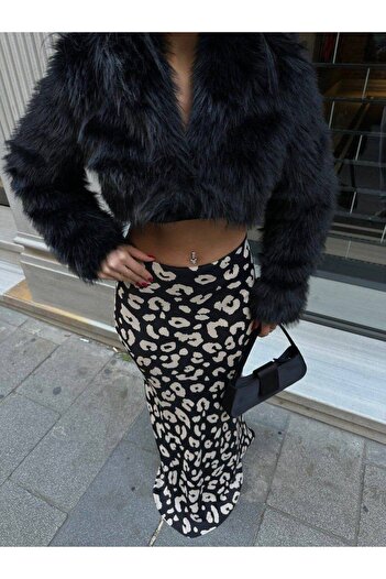 LB Laluna Butik Fusta de damă din satin cu model leopard