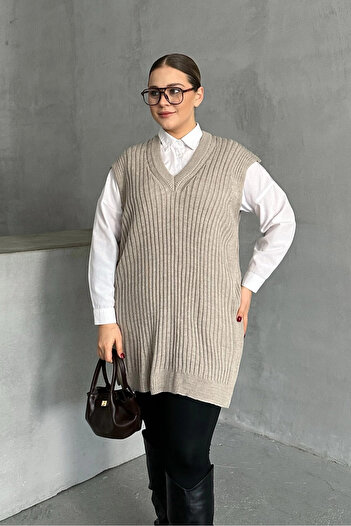 Stil Diva Plus Size V-Neck Short Sleeve Knitwear Sweater 302133