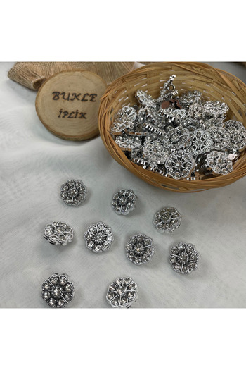 Bukle İplik 34" Button with Flower Pattern Crystal Stone Detail Metallized Plastic Bottom Seam (12 Pcs)