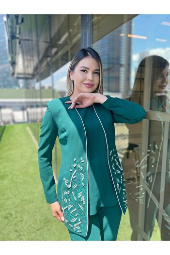 White Corner 2575 Hand Embroidered Suit over Embroidered
