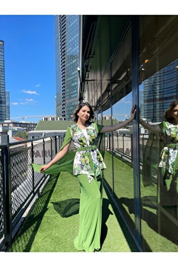 White Corner 8052 Flowery Chiffon Detailed Double Set
