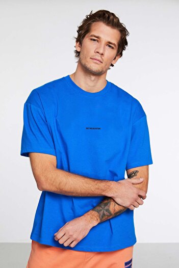 GRIMELANGE River Ανδρικό κεντημένο Oversize 100% οργανικό βαμβάκι πλεκτό Saks μπλε μπλουζάκι