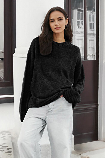 Trendyol Collection Черен трикотажен пуловер с широко деколте Twoaw25Kz00168