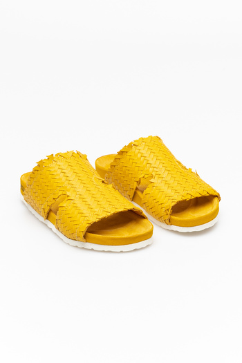 Love Moschino SABOTD.BIRKI30 - INTRECCIO GIALLO/NE Modell tornacipő