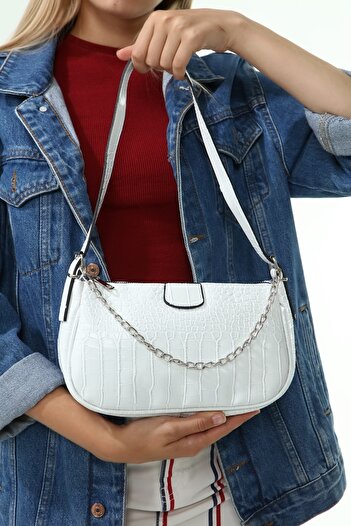 Güce White Croco Patterned Thin Chain Baguette Baguette Bag Gc011501k